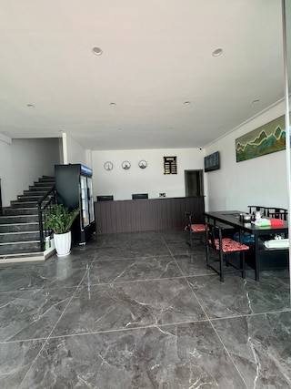 シャンロン ホテル