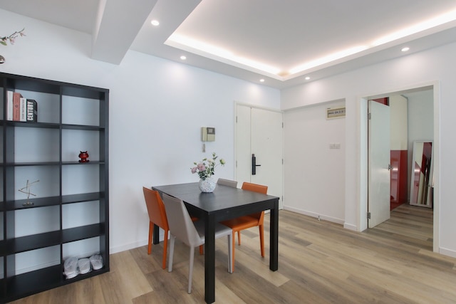 Tyms 2BR Apt Near ITC Xujiahui Line1 11