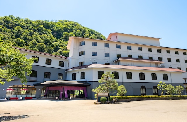 山中温泉河鹿荘