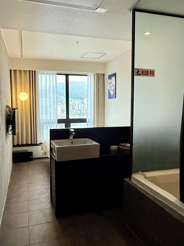 Mini hotel may nampo