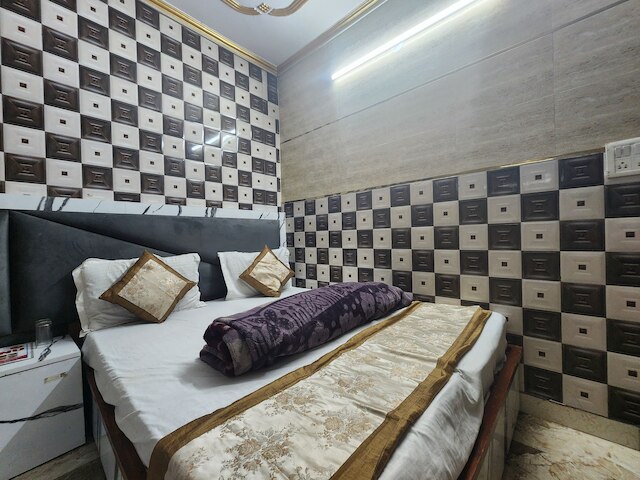 ホテル スーリヤ イン