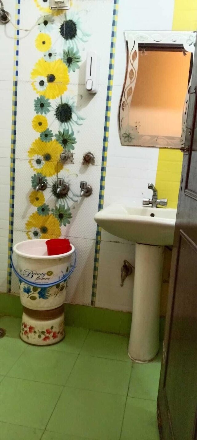 ホテル スーリヤ イン