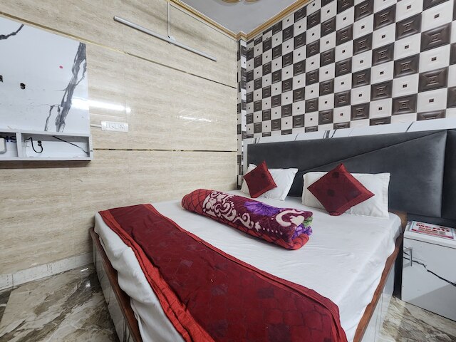 ホテル スーリヤ イン