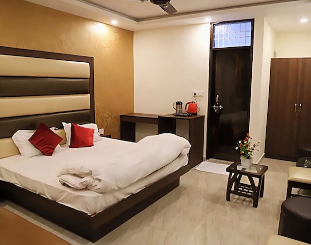 ホテル モナ リージェンシー