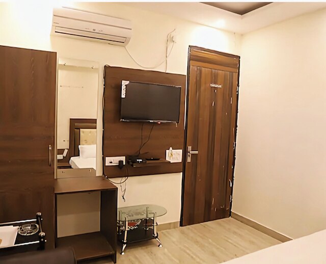 ホテル モナ リージェンシー