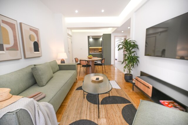 LIV - マーベラス アパートメント ニア アクロポリス