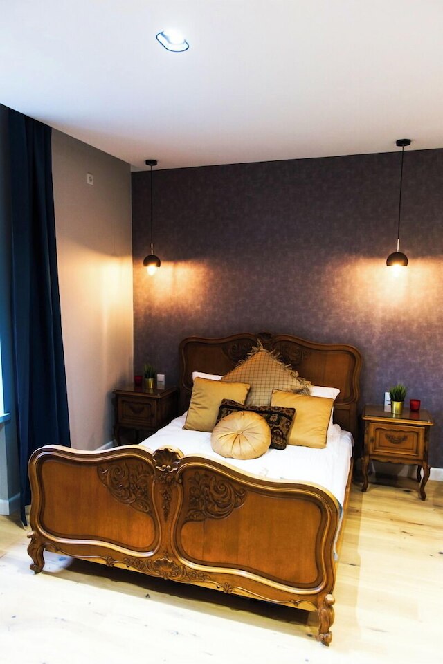 ラグジュアリー ロイヤル アパートメント