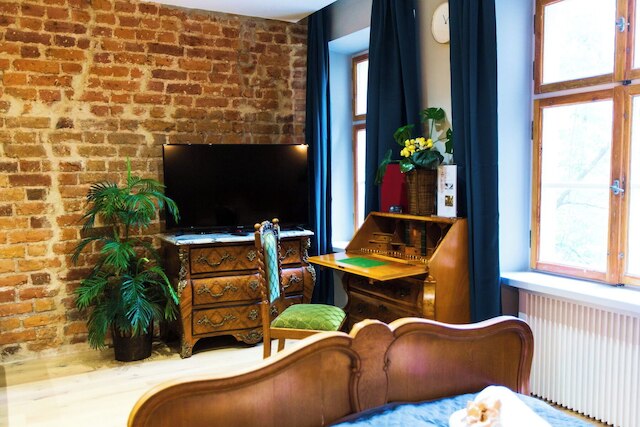 ラグジュアリー ロイヤル アパートメント