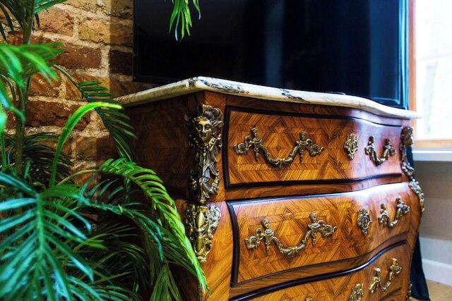 ラグジュアリー ロイヤル アパートメント