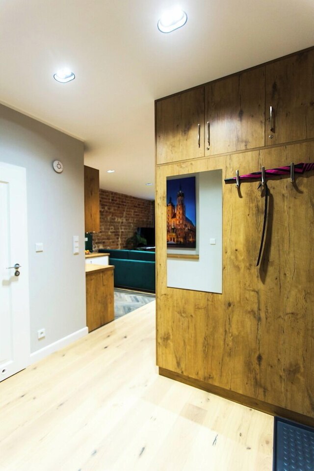 ラグジュアリー ロイヤル アパートメント