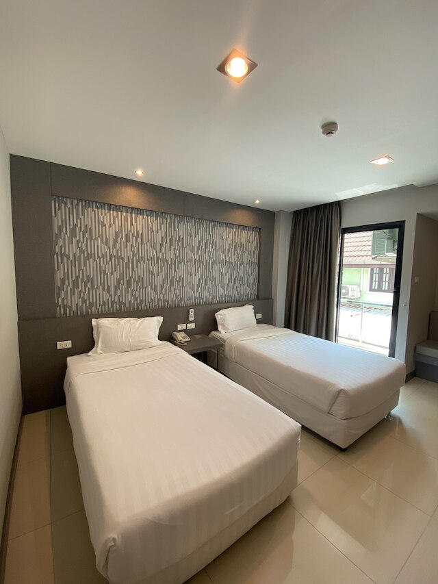 C ホテル バンナ