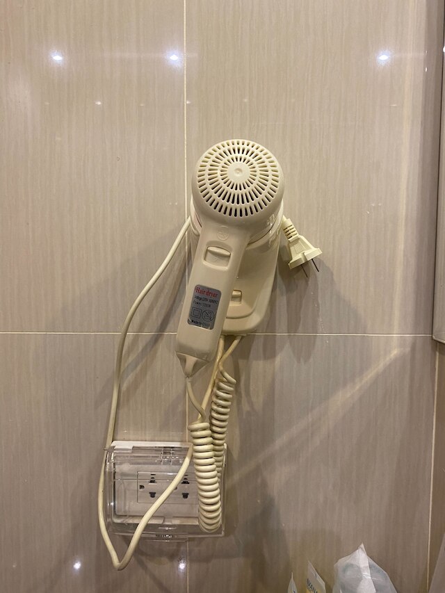 C ホテル バンナ