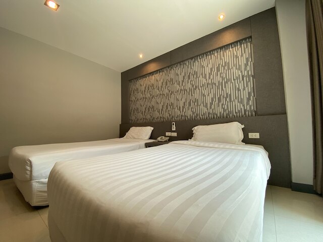 C ホテル バンナ