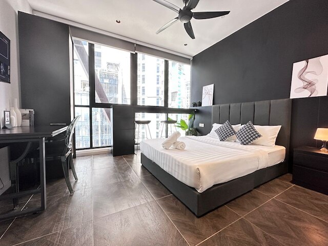 スカーレッツ スイーツ KLCC バイ パープル オーキッド