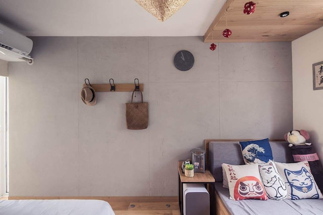 Shanghai Hills & Gefii Sixteen Cats close to Jing'an Temple