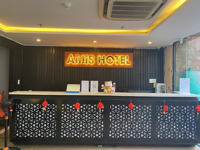 アミス ホテル & アパートメント - 50m トゥ マイケ ビーチ