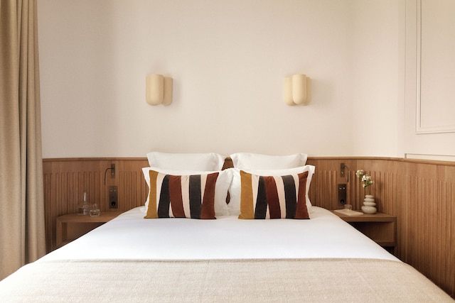 ハイステイ サービスド アパートメンツ ピラミデス