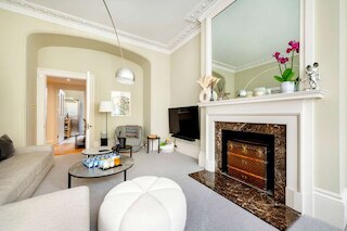 ケンジントン ハイ ライフ - バイ アウト オブ オフィス ライフスタイル