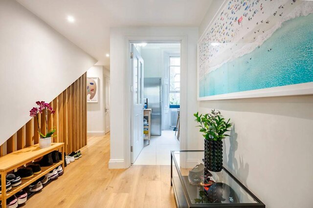 ケンジントン ハイ ライフ - バイ アウト オブ オフィス ライフスタイル