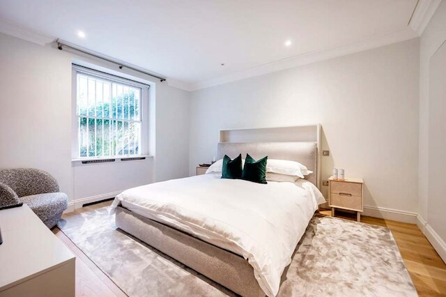 ケンジントン ハイ ライフ - バイ アウト オブ オフィス ライフスタイル