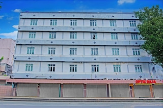 タウンハウス オーク パレンバン ニア ジェンバタン アンペラ フォーマリー アズーラ ホテル