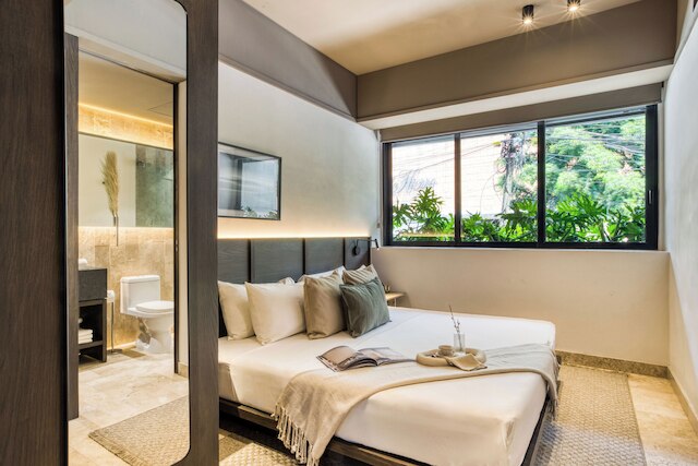 ユートピック プラトン バイ ユリヴ