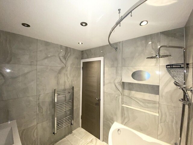 トゥーティング ステイズ