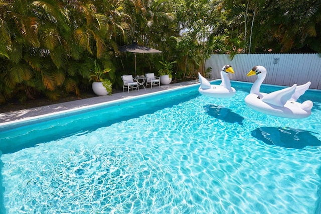 マイアミ プール コテージ イン エル ポータル