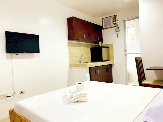 クロスウィンズ レジデンシズ