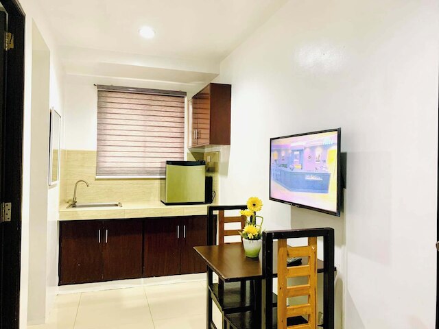 クロスウィンズ レジデンシズ