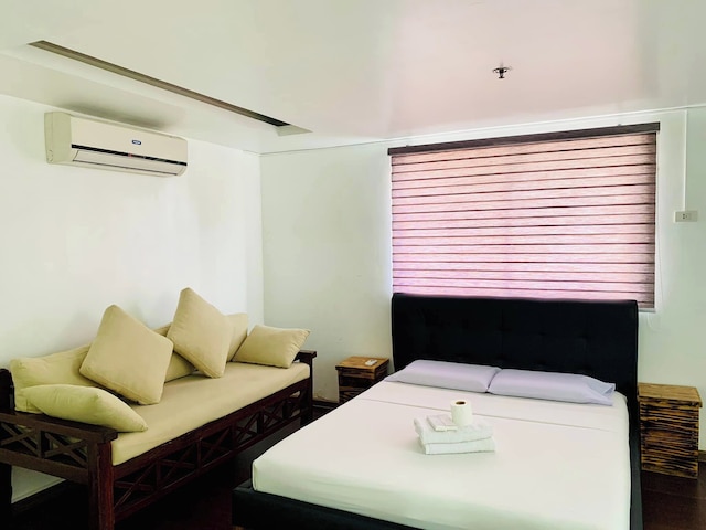 クロスウィンズ レジデンシズ