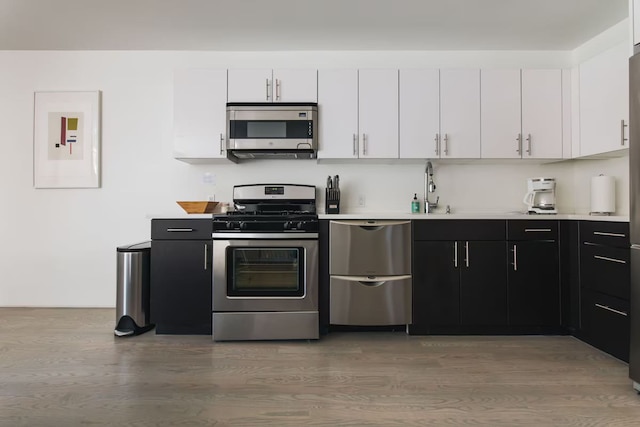 クリントン グローブ バイ ローブ トラベル 2 ベッドルーム モダン アパートメント