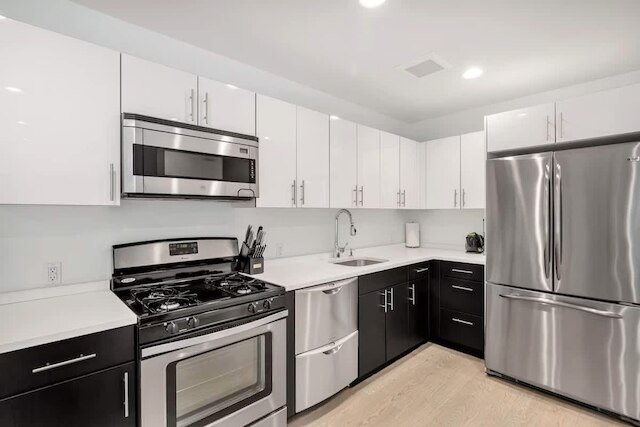 クリントン グローブ バイ ローブ トラベル 2 ベッドルーム モダン アパートメント