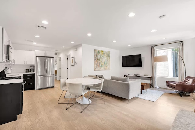 クリントン グローブ バイ ローブ トラベル 2 ベッドルーム モダン アパートメント