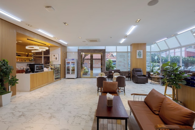 アマナ ホテル & レジデンス