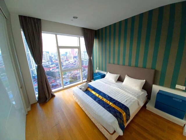 ウェル シェイプド スイーツ アット プラチナム KLCC