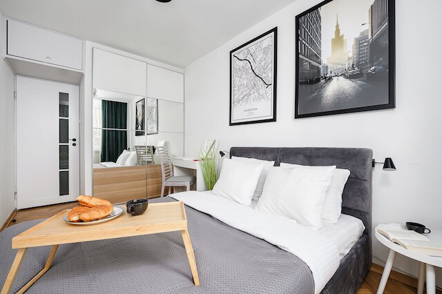 ルミナ 2 ルーム アパート ニア ズウォテ タラシー