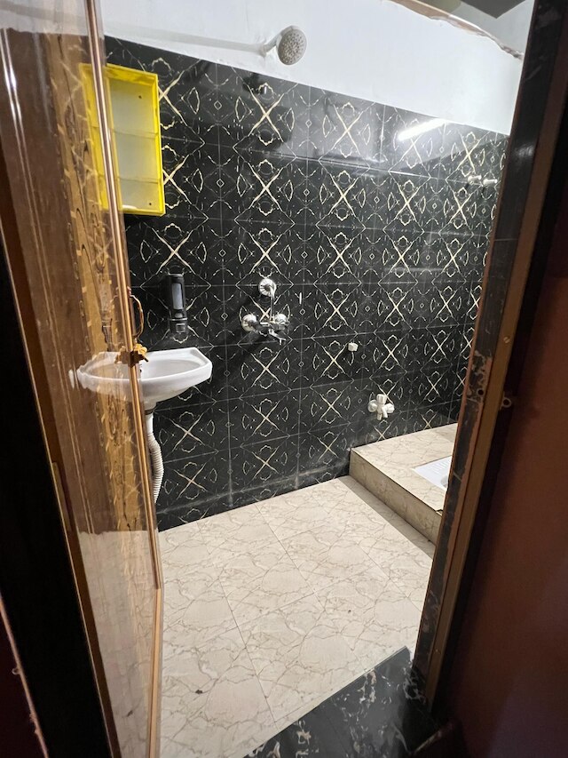 シムナ ゲストハウス