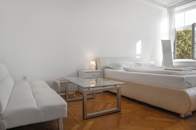 パーフェクト 7 ベッドルーム ステイ ニア ハウプトバンホフ