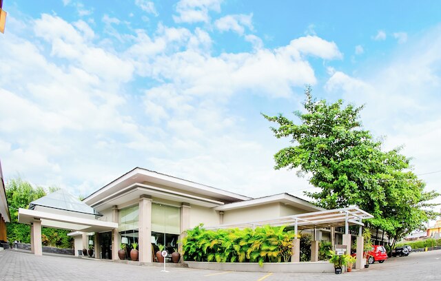 タスニーム ホテル マリオボロ