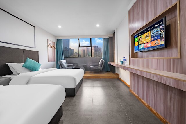 Chongqing Fanghua Hotel (Hongyadong Branch)