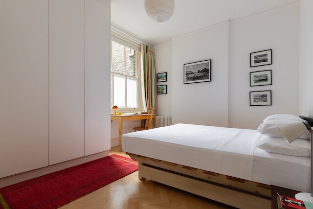 バリー プレイス バイ ワンファインステイ