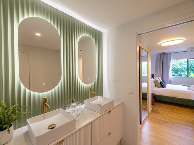 リーフ ラグジュ - 9 プールズ BBQ ジム