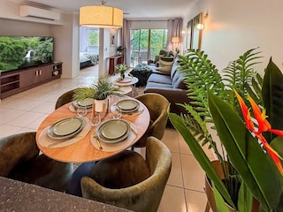 リーフ ラグジュ - 9 プールズ BBQ ジム