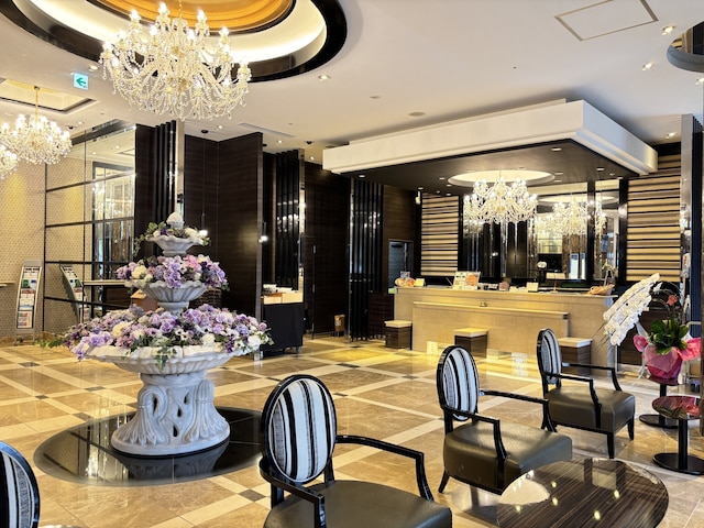 グレースホテルズ