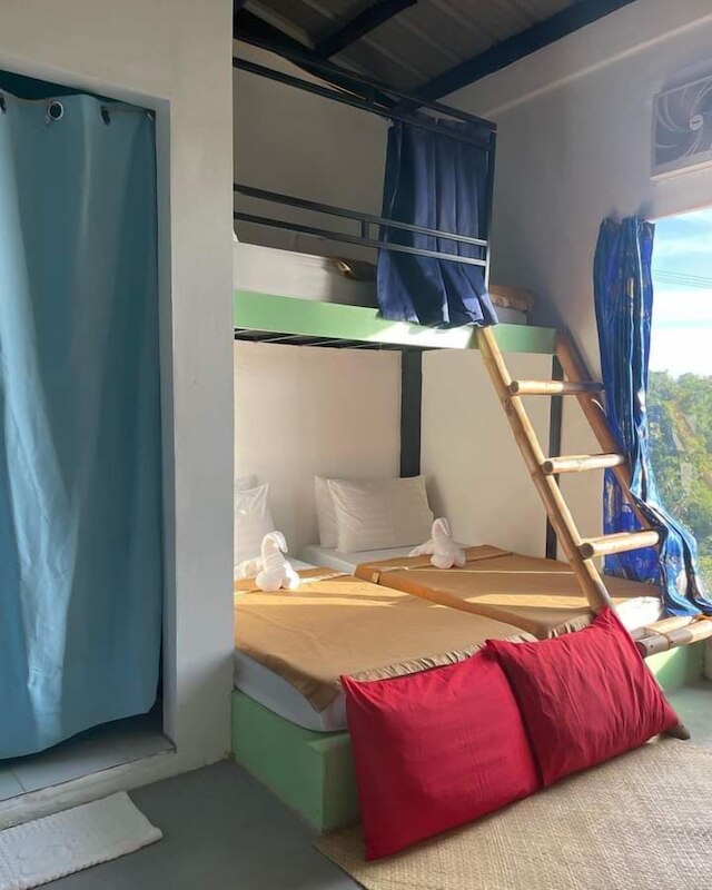 レクシアス ホステル アンド コワーキング スペース