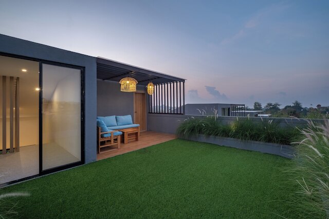 プライベート ヴィラ アイラ 8F 10ミン メラスティビーチ