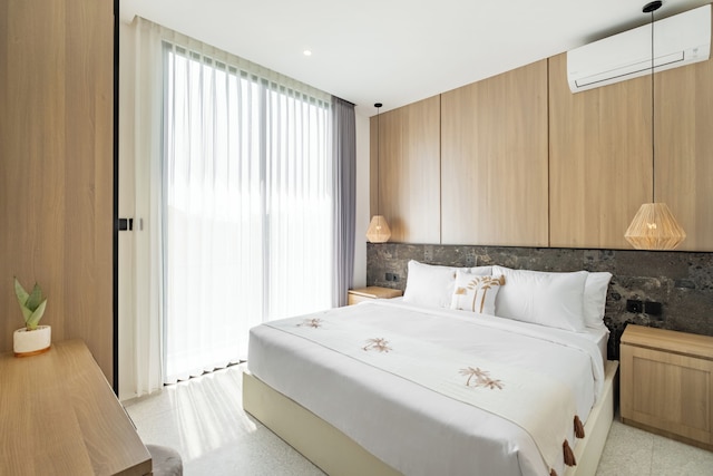 プライベート ヴィラ アイラ 8F 10ミン メラスティビーチ