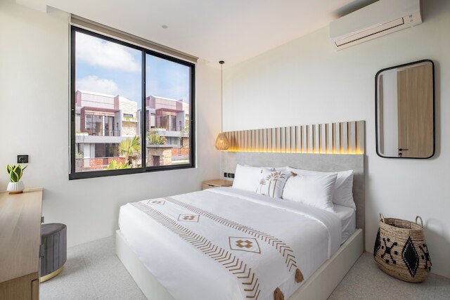 プライベート ヴィラ アイラ 8F 10ミン メラスティビーチ