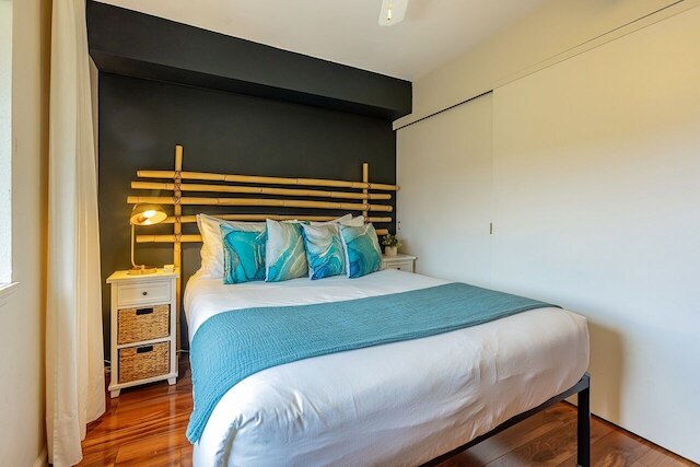 パシフィック ショアーズ B309 2 ベッドルーム コンド